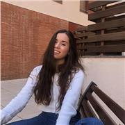 Adolescente que acaba de finalizar bachillerato y quiere ofrecer ayuda academica a quien lo necesite